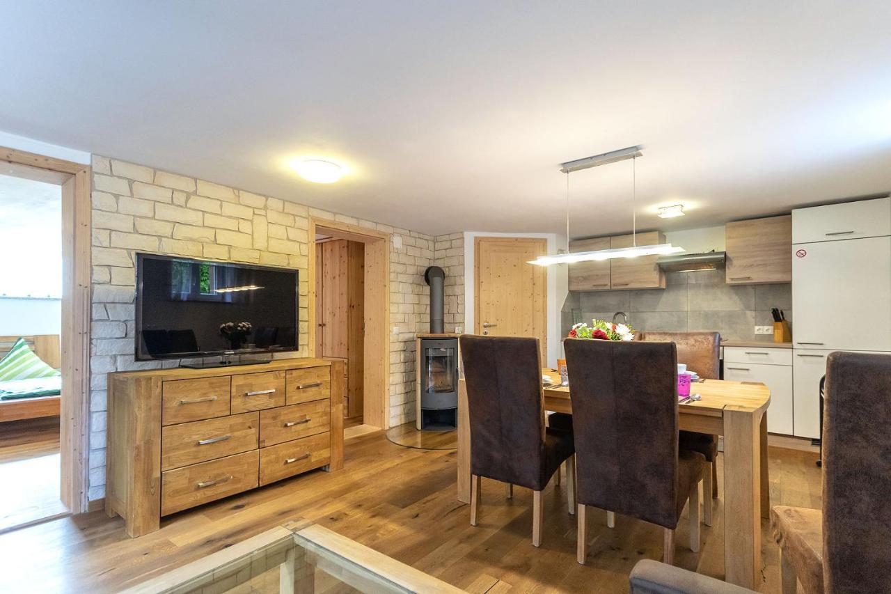 ממינגן Alpen-Hostel - Apartment Talstation Mit Motorradvermietung מראה חיצוני תמונה