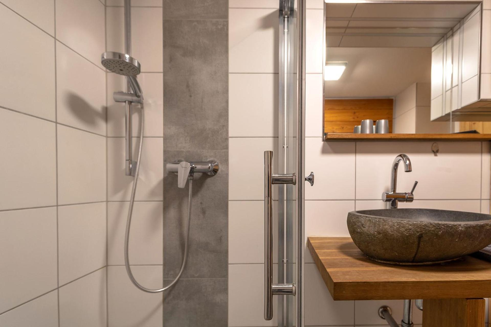 ממינגן Alpen-Hostel - Apartment Talstation Mit Motorradvermietung מראה חיצוני תמונה